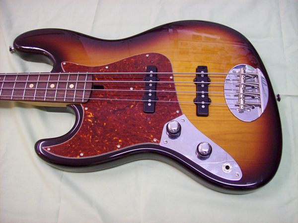 Lakland JO 3.jpg