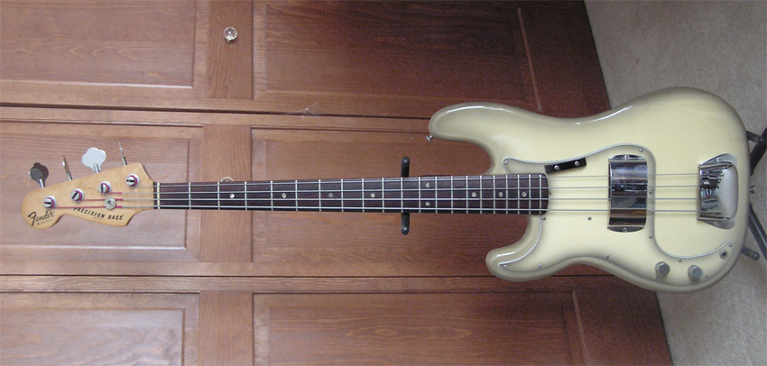 Fender Precision Antigua 1978x.jpg