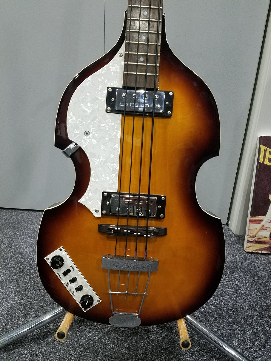 Hofner front body.jpg