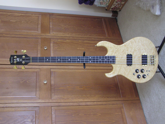 Carvin LB60...jpg