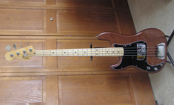 Fender Precision 1974...jpg