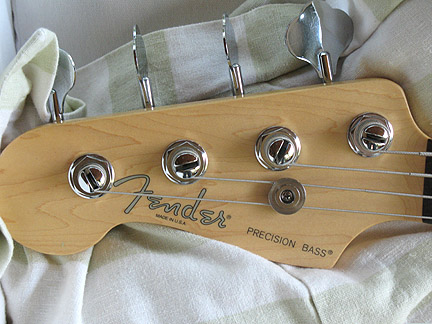 Fender Hot Rod P headstock.jpg