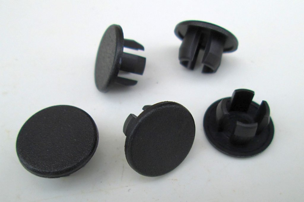7-16-black-nylon-hole-plugs-plug-buttons-25-boat-car-truck-panel-plugs-3.jpg